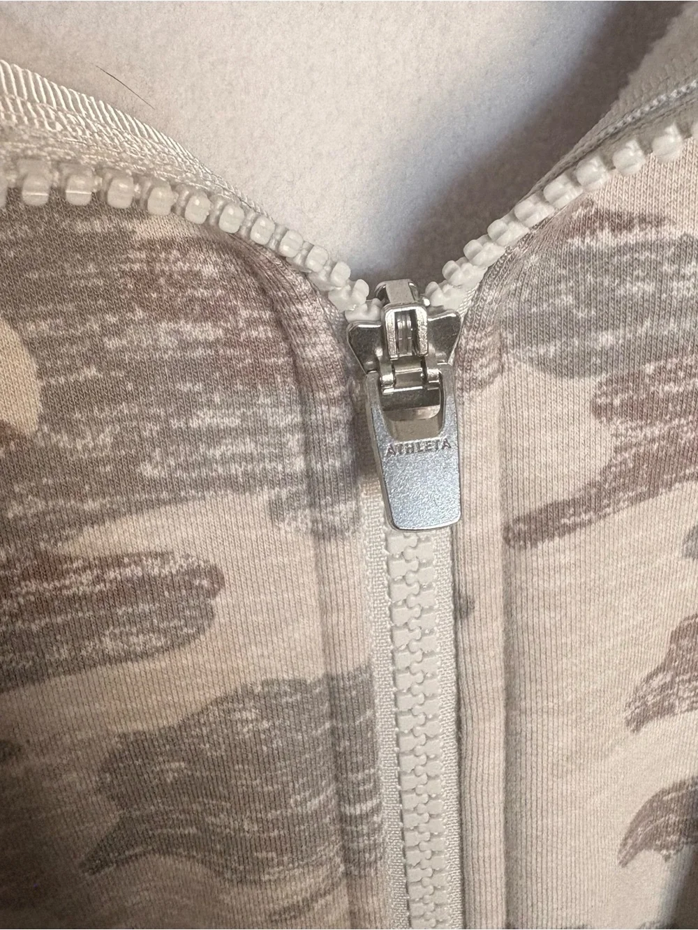 Athleta Triumph Printed Camo Hoodie Sweatshirt Jacket Activewear